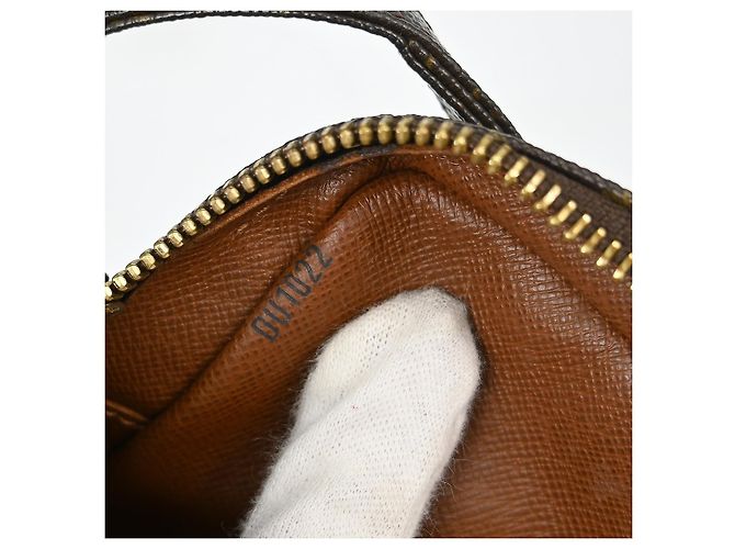 Borsa Louis Vuitton Pochette Marly Bandouliere in Canvas Monogram medium Marrone - vista 5