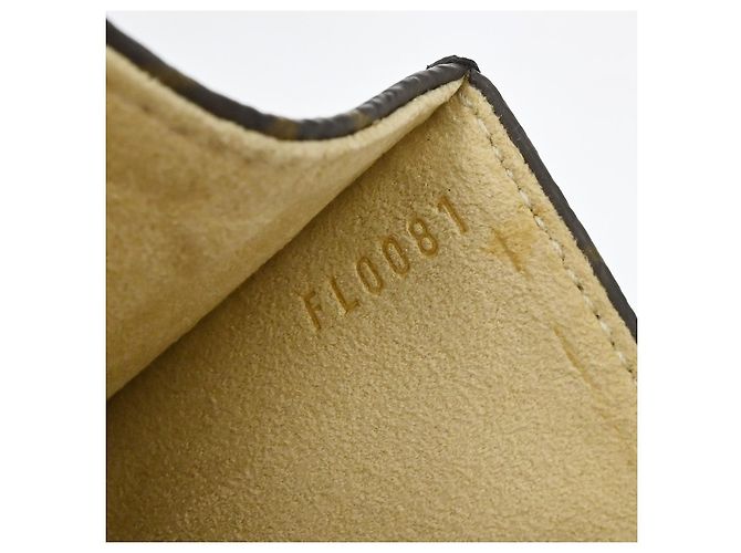 Louis Vuitton Florentine Waist Monogram Canvas medium Marrone - vista 5
