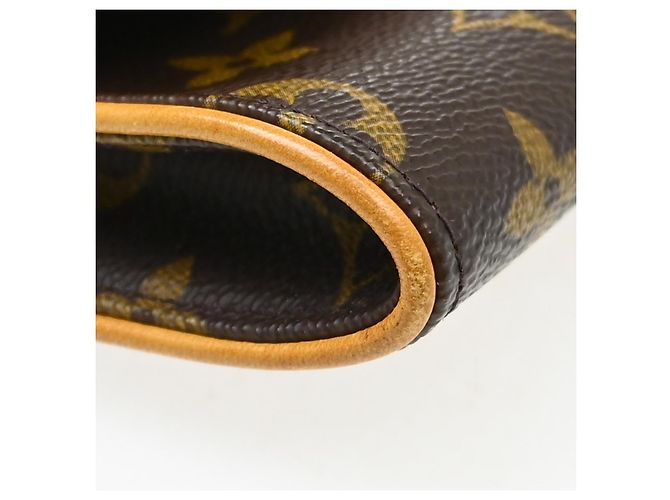 Louis Vuitton Twin Monogram Canvas GM Marrone - vista 7