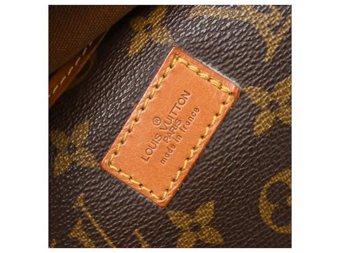 Louis Vuitton Saumur Monogram Canvas 35 Marrone - vista 4