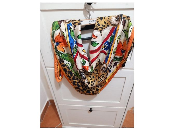 Dolce & Gabbana Seidentuch Leopard und Majolika Mehrfarben Leopardenprint - Ansicht 6