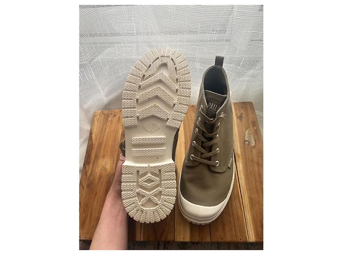 Palladium Pampa Botines - Caqui - Talla 40 - vista 2