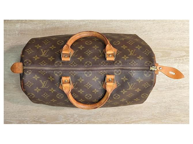 Louis Vuitton Speedy 35 Monogram Marrone - vista 3