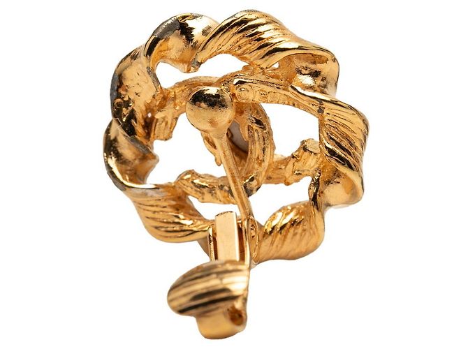 Orecchini a clip tondi Chanel Coco Mark in Oro D'oro - vista 3