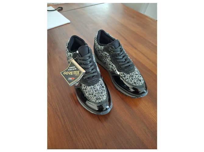 Autre Marque Walk Sneaker aus Tweed und Lackleder - Grau/Schwarz Weiß - Ansicht 2