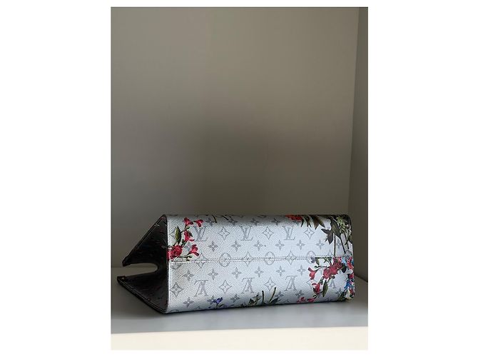 Louis Vuitton Borsa Tote Monogram Floral Multicolore Monogramma - vista 3