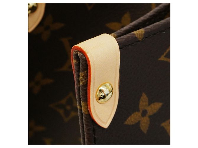 Bolso Tote Louis Vuitton Monogram OnTheGo MM Castaño - vista 7