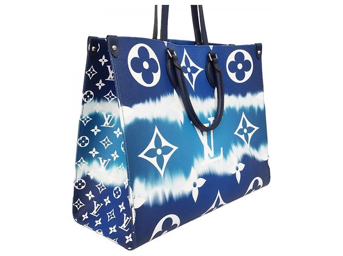 Borsa Tote Louis Vuitton LV Escale OnTheGo GM - vista 2