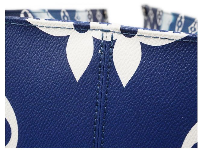Borsa Tote Louis Vuitton LV Escale OnTheGo GM - vista 7