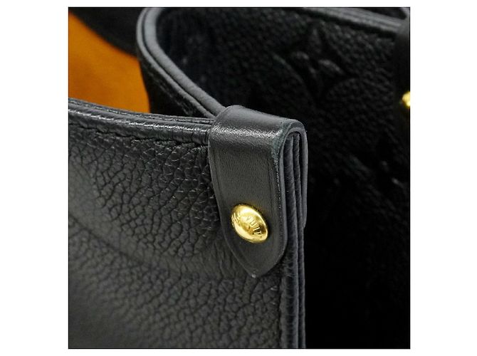 Borsa Tote Louis Vuitton Monogram Empreinte OnTheGo MM Nero - vista 10