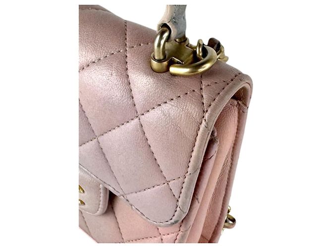 Borsa a tracolla in pelle rosa Chanel - vista 7