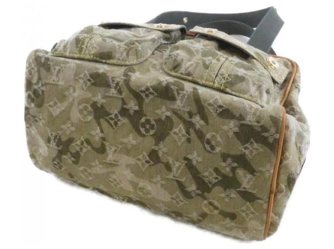 Borsa a tracolla Louis Vuitton Monogramouflage Denim Jasmine Cachi - vista 3