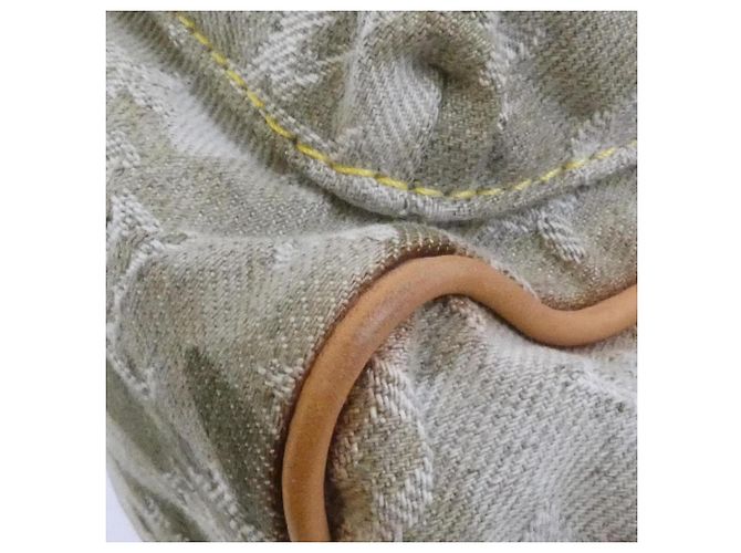 Borsa a tracolla Louis Vuitton Monogramouflage Denim Jasmine Cachi - vista 4