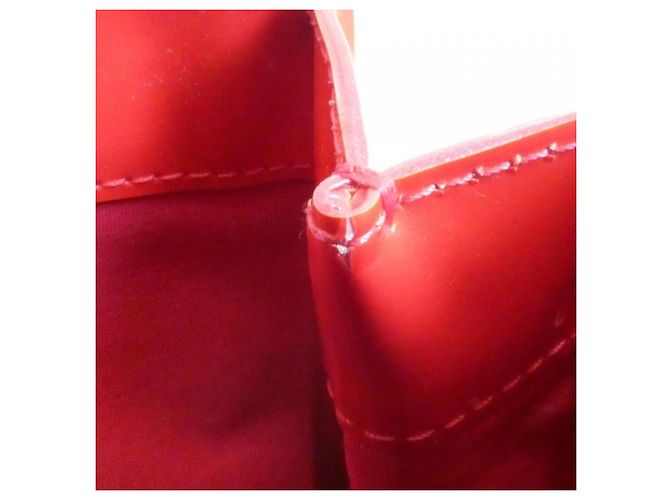 Louis Vuitton Vernis Wilshire PM Handbag Pink - view 10