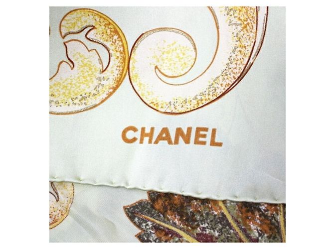 Lenço de seda Chanel Multicor Verde claro - vista 6