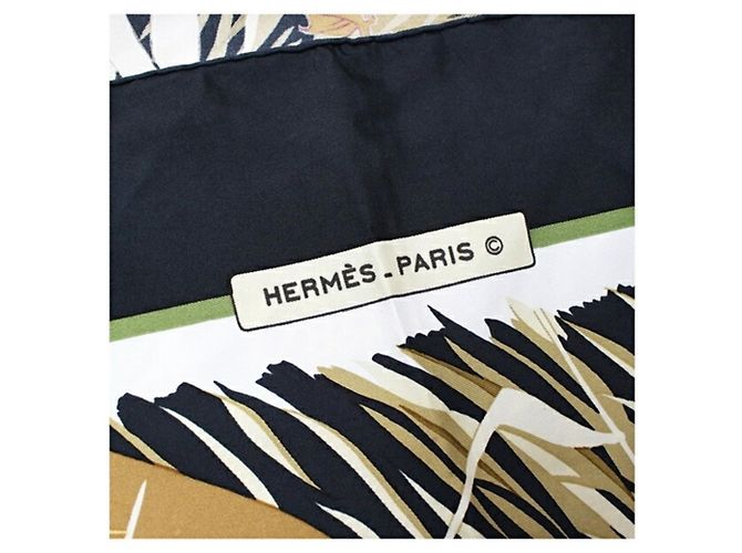 Hermès Sciarpa in seta Hermes Carré 90 COLS VERTS Camo Nero Multicolore - vista 7