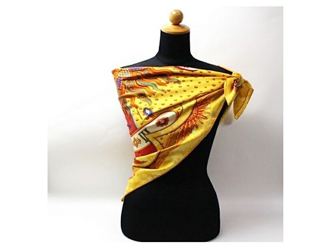 Hermès Sciarpa in seta Hermes Carré 90 CARPE DIEM Multicolore Giallo - vista 3