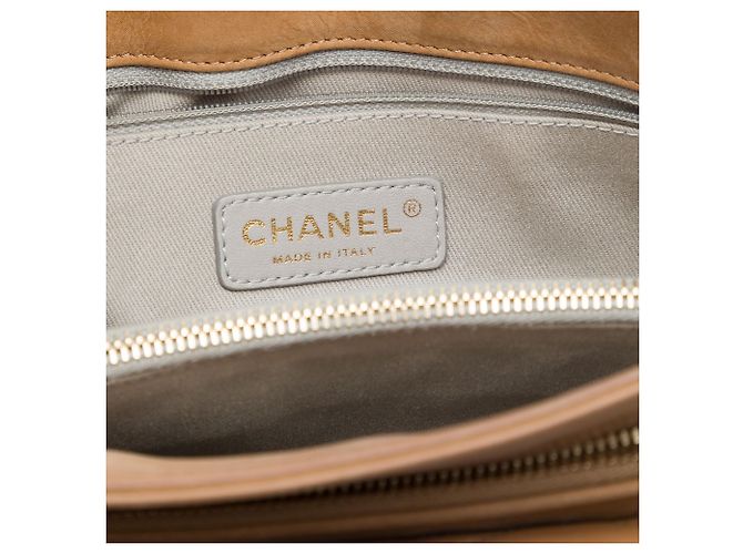 Borsa a tracolla Chanel Brown CC in agnello trapuntato con tasca frontale Marrone - vista 5