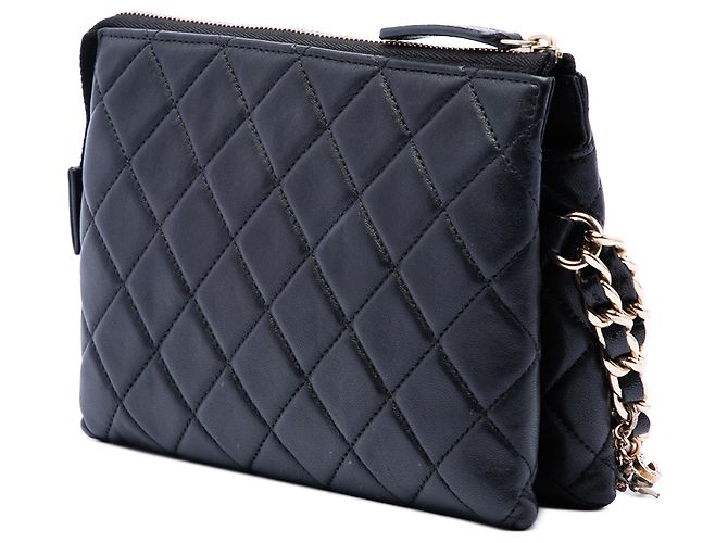 Chanel Black CC Quilted Lambskin Coco Charms Chain Wristlet Pouch Nero - vista 2
