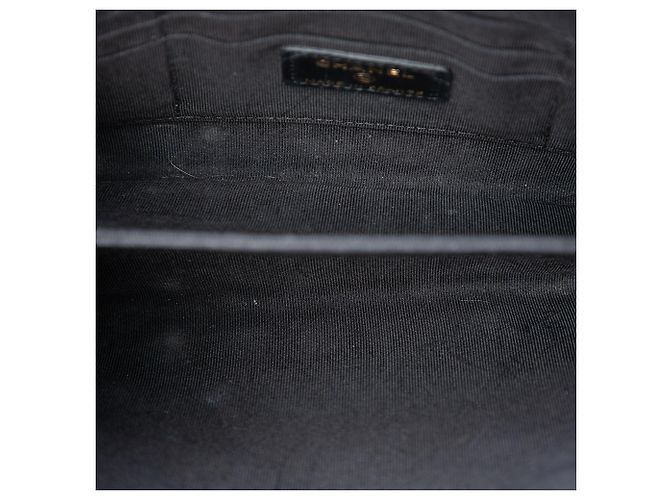 Chanel Black CC Quilted Lambskin Coco Charms Chain Wristlet Pouch Nero - vista 4