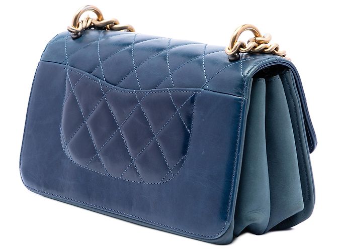 Chanel Blue Small Quilted Calfskin Straight Lined Flap Blu scuro - vista 2