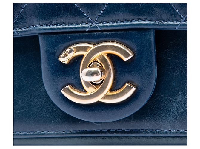 Chanel Blue Small Quilted Calfskin Straight Lined Flap Blu scuro - vista 5