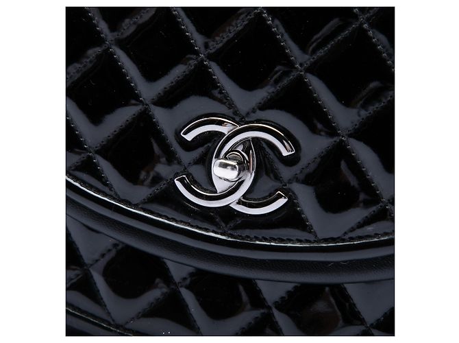 Chanel Black Quilted Patent and Lambskin Twist Crescent Flap Nero - vista 5