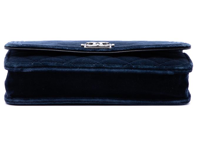Cartera Boy Chanel en terciopelo acolchado azul con cadena Azul marino - vista 3
