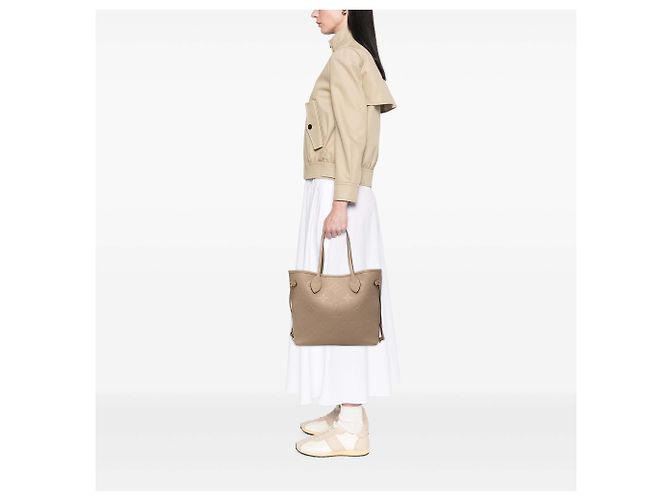 Louis Vuitton Beige Monogram Giant Empreinte Neverfull MM - vista 6