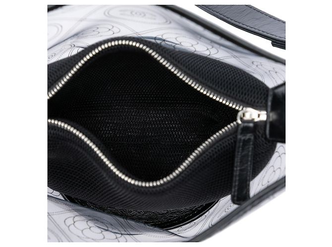 Borsa bucket Chanel Black Small in PVC e pelle di vitello stropicciata Camellia Coco Nero - vista 4