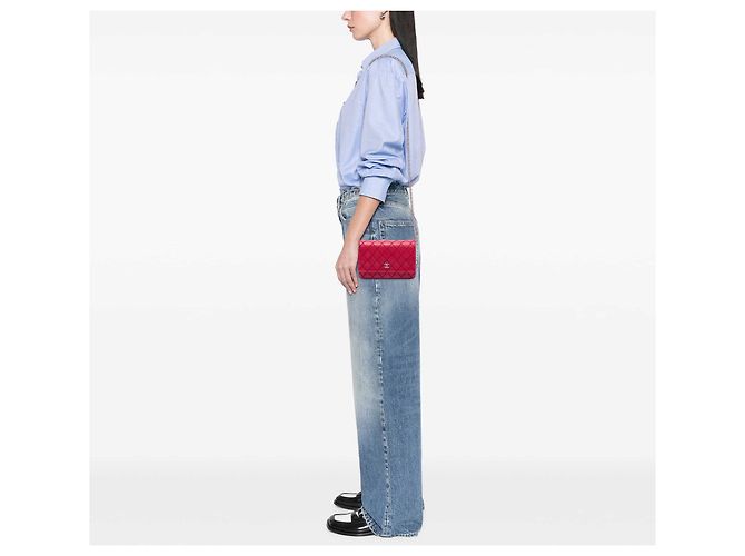 Wallet On Chain Portafoglio con catena in agnello Wild Stitch rosso con CC Chanel - vista 6