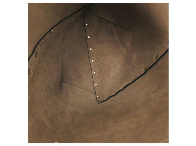 Borsa a secchiello Valentino in pelle bianca con Rockstud - vista 4