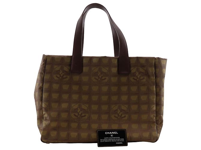 Tote in nylon Chanel Brown New Travel Line Marrone Cachi - vista 26