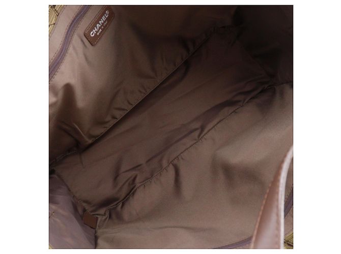 Tote in nylon Chanel Brown New Travel Line Marrone Cachi - vista 4