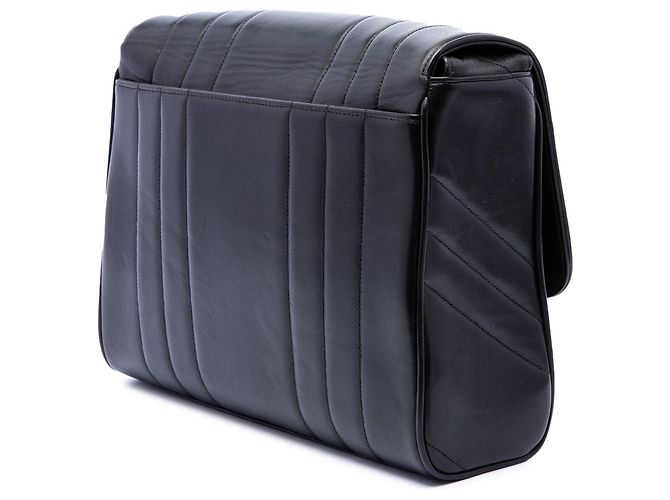 Chanel Black Vertical Quilt Lambskin Flap Nero - vista 2