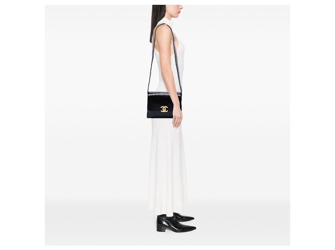 Chanel Black Vertical Quilt Lambskin Flap Nero - vista 6