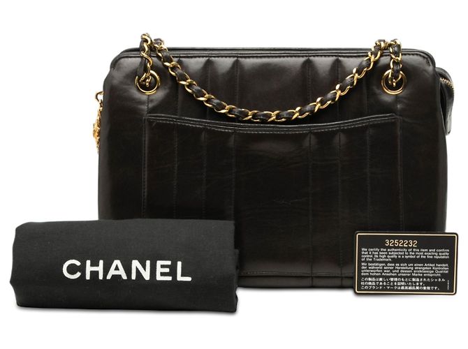 Borsa a Spalla Chanel Black CC Vertical Quilt Lambskin Medallion Nero - vista 8