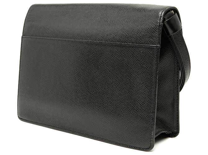 Louis Vuitton Nero Taiga Selenga - vista 2