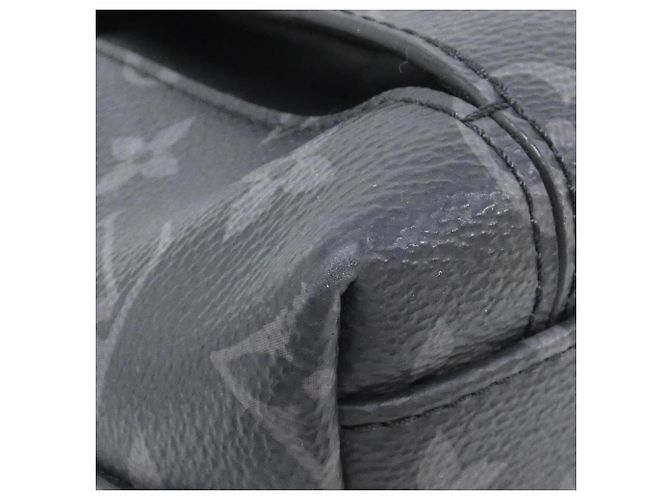 Borsa a tracolla Louis Vuitton Monogram Eclipse Odyssée Messenger PM Nero - vista 3
