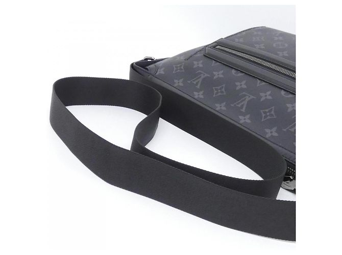 Borsa a tracolla Louis Vuitton Monogram Eclipse Odyssée Messenger PM Nero - vista 5