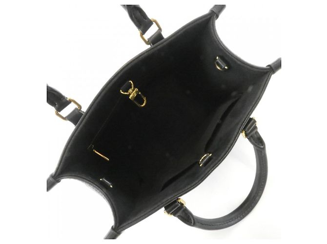 Borsa Louis Vuitton Monogram Empreinte OnTheGo PM Nero - vista 9