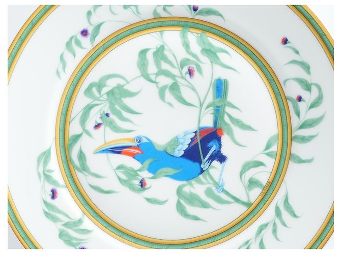 Hermès Piatto Piano Toucan in Porcellana 25 cm Bianco Rosso Blu Verde Arancione - vista 3