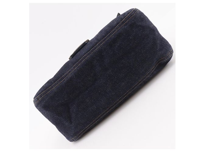 Borsa a tracolla Fendi Mamma Bucket Blu navy - vista 16