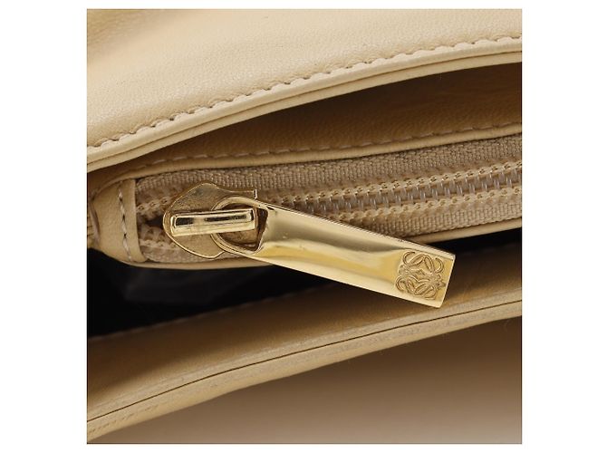 Borsa a tracolla in pelle di vitello beige Loewe - vista 12