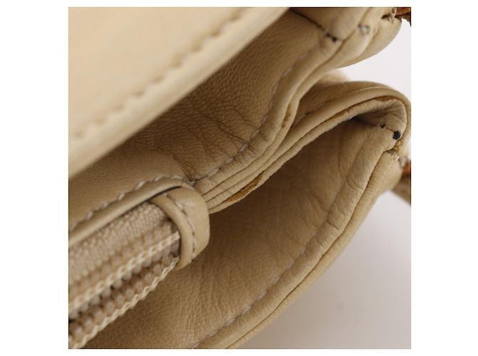 Borsa a tracolla in pelle di vitello beige Loewe - vista 9