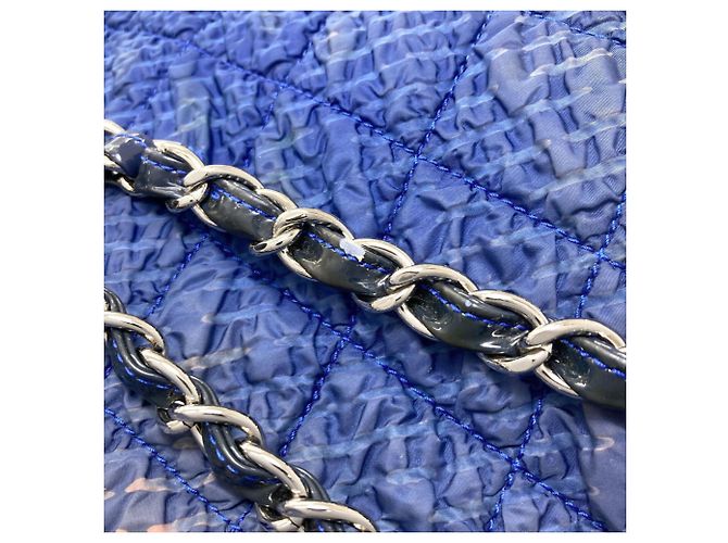 Bolso Tote Chanel Large Coco Matelassé Azul - vista 13