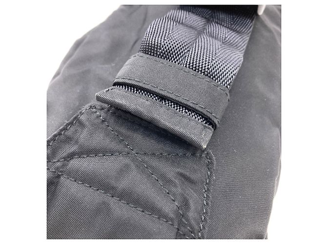 Prada Nylon Bauchtasche Schwarz - Ansicht 10