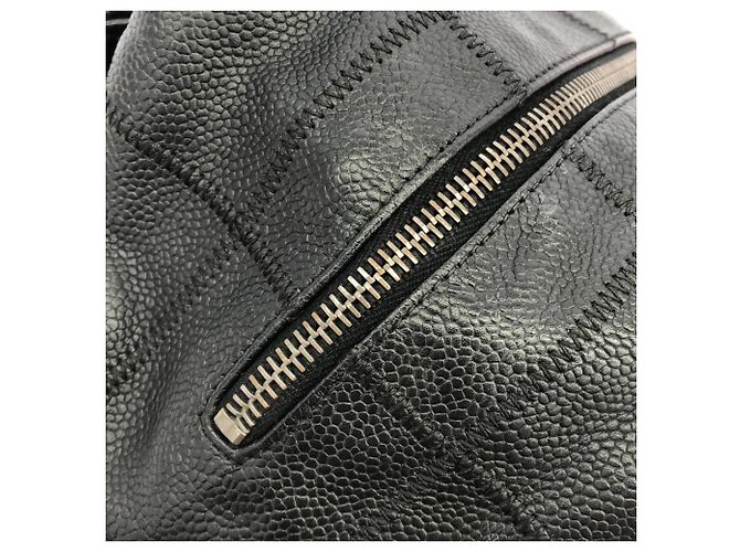 Borsa a tracolla Chanel 26134 in pelle di vitello martellata nera Nero - vista 5