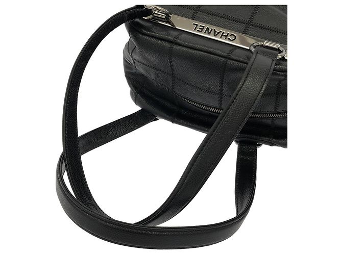 Borsa a tracolla Chanel 26134 in pelle di vitello martellata nera Nero - vista 6
