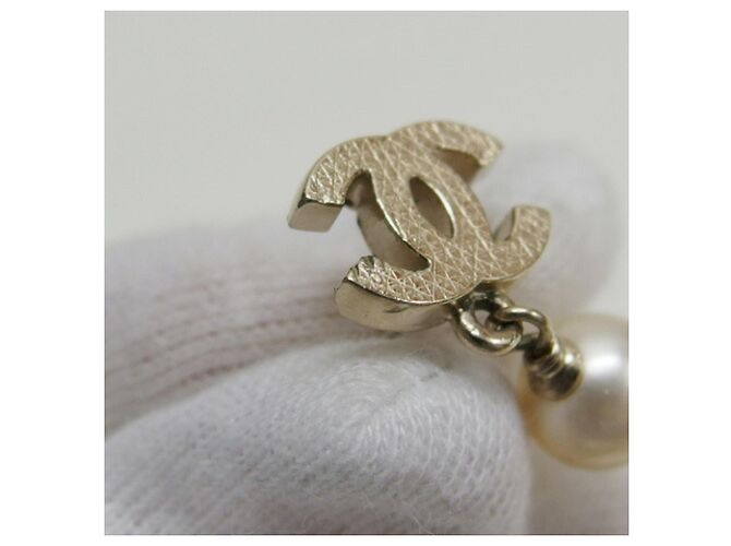 Orecchini Chanel Coco Mark Swing in perle sintetiche Bianco D'oro - vista 6